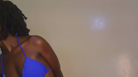 Snapshot of sassyleila chatting on 07-04-26, 11:55 sexxy one online show from 07-04-26, 11:55