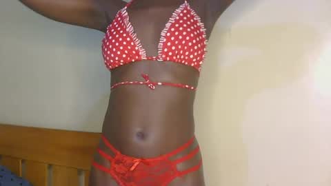 Snapshot of sassyleila chatting on 07-30-26, 11:59 sexxy one online show from 07-30-26, 11:59