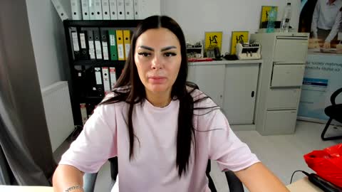 sassytiff online show from 09-12-25, 10:15