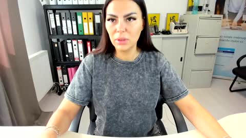 sassytiff online show from 09-13-25, 10:15