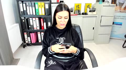 sassytiff online show from 09-26-25, 10:52