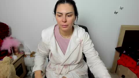 sassytiff online show from 06-12-26, 10:36