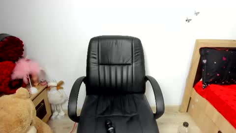 sassytiff online show from 07-15-26, 02:00