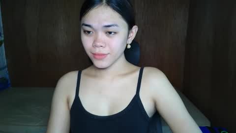 Snapshot of saszzyyumiie chatting on 09-17-25, 02:46 saszzyyumiie online show from 09-17-25, 02:46