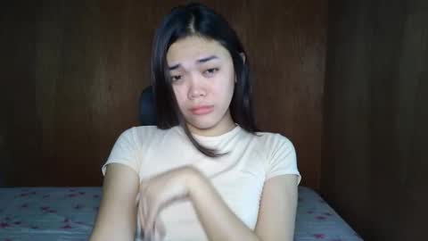 Snapshot of saszzyyumiie chatting on 10-12-25, 02:21 saszzyyumiie online show from 10-12-25, 02:21