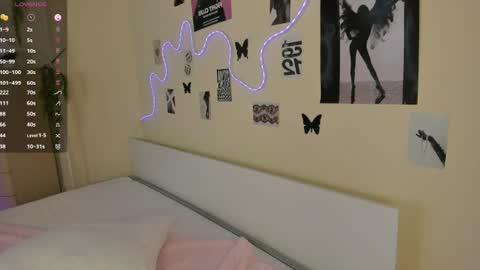 satinpresence online show from 06-11-26, 05:27
