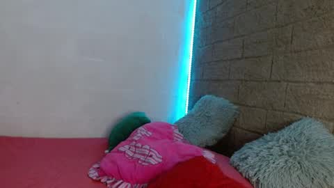 Snapshot of sativa_29 chatting on 12-21-24, 03:20 Sativa online show from 12-21-24, 03:20