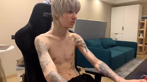 Snapshot of satoshi_qq chatting on 03-15-26, 01:33 Satoshi online show from 03-15-26, 01:33