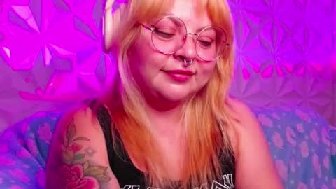 Gina George online show from 09-30-25, 11:10