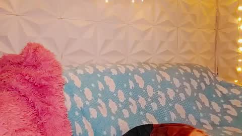 Gina George online show from 06-25-26, 11:20
