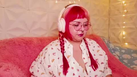 Gina George online show from 07-09-26, 12:48