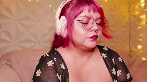 Gina George online show from 07-19-26, 12:25