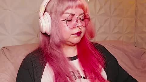 Gina George online show from 07-25-26, 12:42