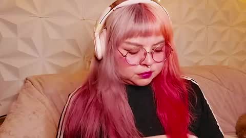 Gina George online show from 07-26-26, 11:00