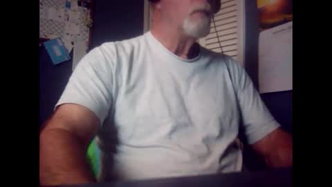 Snapshot of satyr64 chatting on 09-22-25, 03:58 satyr64 online show from 09-22-25, 03:58