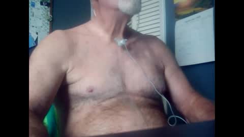 Snapshot of satyr64 chatting on 09-28-25, 02:33 satyr64 online show from 09-28-25, 02:33