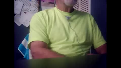 Snapshot of satyr64 chatting on 12-21-25, 02:24 satyr64 online show from 12-21-25, 02:24