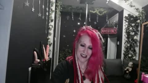 SaucySky online show from 02-25-26, 10:19