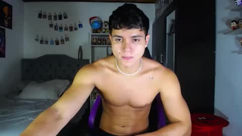 Snapshot of saulomiralles chatting on 02-24-26, 09:02 Saulo online show from 02-24-26, 09:02