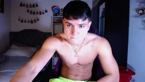 Snapshot of saulomiralles chatting on 03-05-26, 12:50 Saulo online show from 03-05-26, 12:50