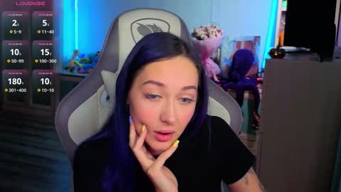 Ariel online show from 11-27-25, 03:08