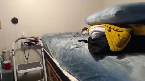 Snapshot of savagelover840204 chatting on 02-08-25, 07:26 Savage Love online show from 02-08-25, 07:26