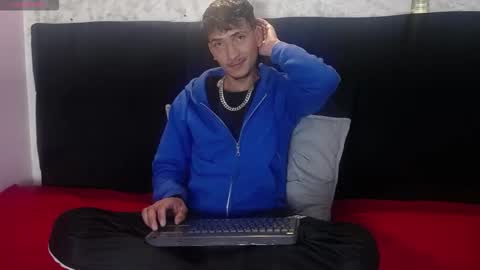 SavageLover  online show from 12-02-25, 04:29