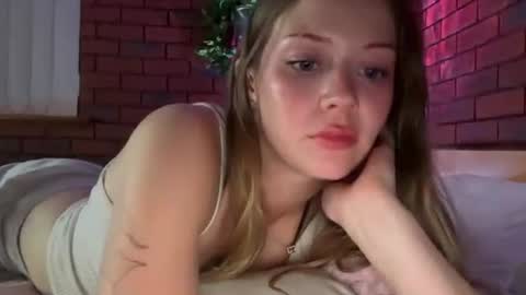 Snapshot of savannahcarterrr chatting on 06-14-26, 11:34 savannahcarterrr online show from 06-14-26, 11:34