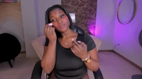 S a v a n n a h  online show from 11-30-25, 11:47