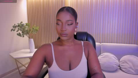 Snapshot of savannahstorm_ chatting on 05-15-26, 10:44 S a v a n n a h online show from 05-15-26, 10:44