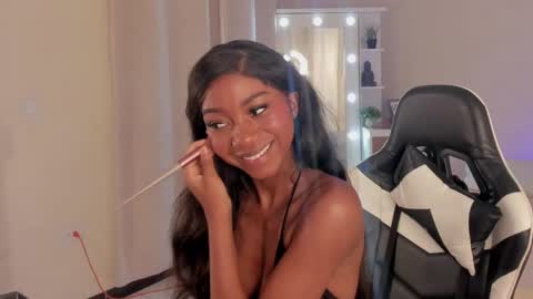 Savannahwildee online show from 03-04-25, 12:44