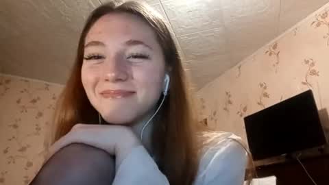 Sophie online show from 09-10-25, 04:29