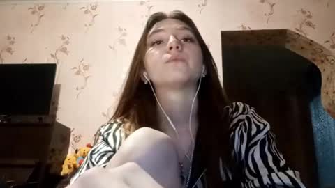 Sophie online show from 09-26-25, 05:17