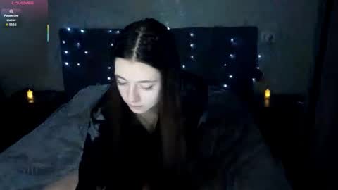 Sophie online show from 11-07-25, 03:23