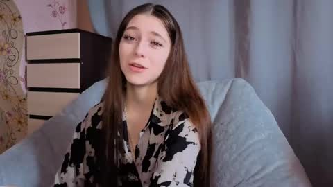 Sophie online show from 04-16-26, 08:15