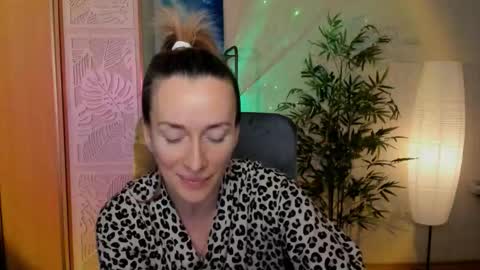 save the qween online show from 01-10-26, 11:23