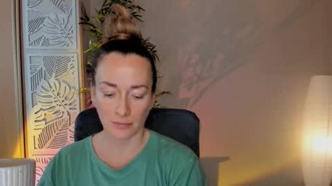 save the qween online show from 02-17-26, 06:43