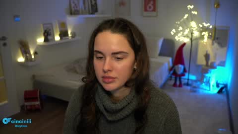 Naomi online show from 12-16-24, 07:43