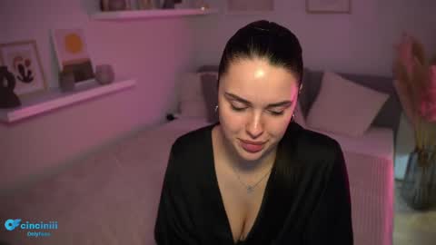 Naomi online show from 02-20-25, 10:48