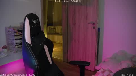 Naomi online show from 04-22-26, 06:20