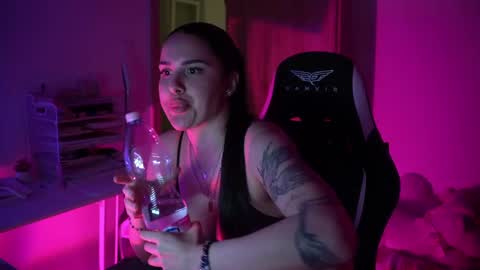 Naomi online show from 04-27-26, 07:01