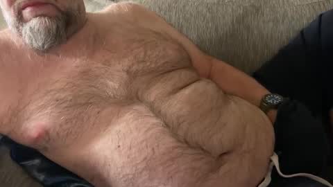 Snapshot of saxbobear chatting on 02-20-26, 02:28 SaxBoBear online show from 02-20-26, 02:28