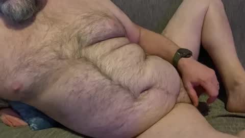 Snapshot of saxbobear chatting on 02-26-26, 06:01 SaxBoBear online show from 02-26-26, 06:01