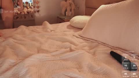 Snapshot of sayalythea chatting on 03-13-26, 04:35 Alyson or just Aly online show from 03-13-26, 04:35