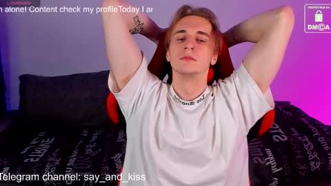 Snapshot of sayfer78 chatting on 03-07-25, 10:43 sayfer online show from 03-07-25, 10:43