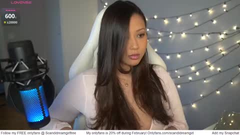 Snapshot of scandidreamgirl chatting on 03-04-25, 03:37 Cara online show from 03-04-25, 03:37