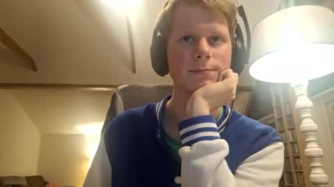 Scarjoris online show from 11-12-25, 07:57