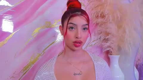 Snapshot of scarleett_jones chatting on 01-15-26, 10:13 scarleett jones online show from 01-15-26, 10:13