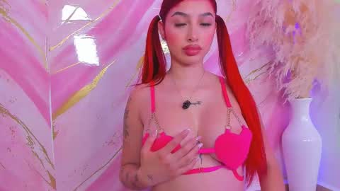 Snapshot of scarleett_jones chatting on 02-12-26, 10:16 scarleett jones online show from 02-12-26, 10:16