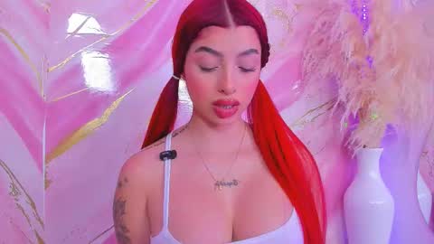 Snapshot of scarleett_jones chatting on 02-17-26, 10:16 scarleett jones online show from 02-17-26, 10:16